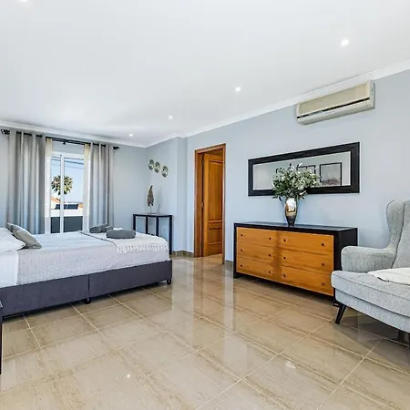 Quiet Near The Beach, Opcional Heated Pool Villa Albufeira