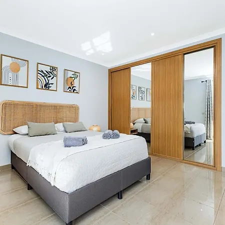 Quiet Near The Beach, Opcional Heated Pool Вілла *