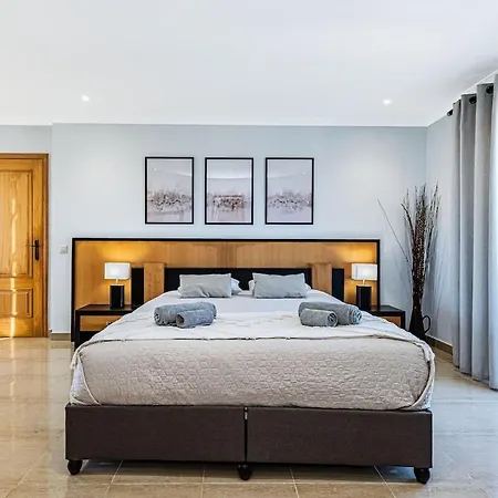 Quiet Near The Beach, Opcional Heated Pool * Албуфейра