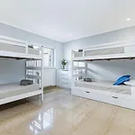 فيلة Quiet Near The Beach, Opcional Heated Pool البوفيرا